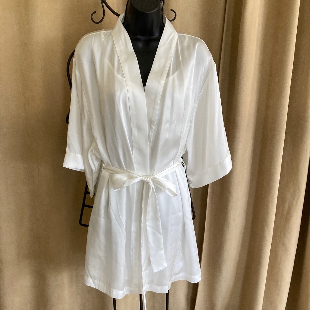 Hips & Curves Robe & Chemise Set, White, Size L